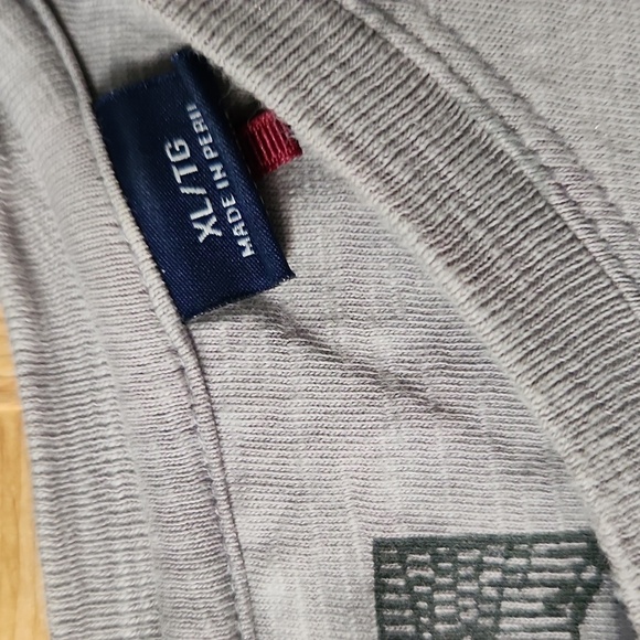 Tommy Bahama Bucaneer Gray Floral T-Shirt - Picture 5 of 6